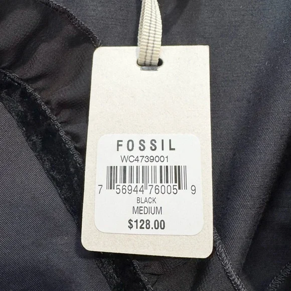 Chic Fossil Ruffled V-Neck Dress - Picture 10 of 11